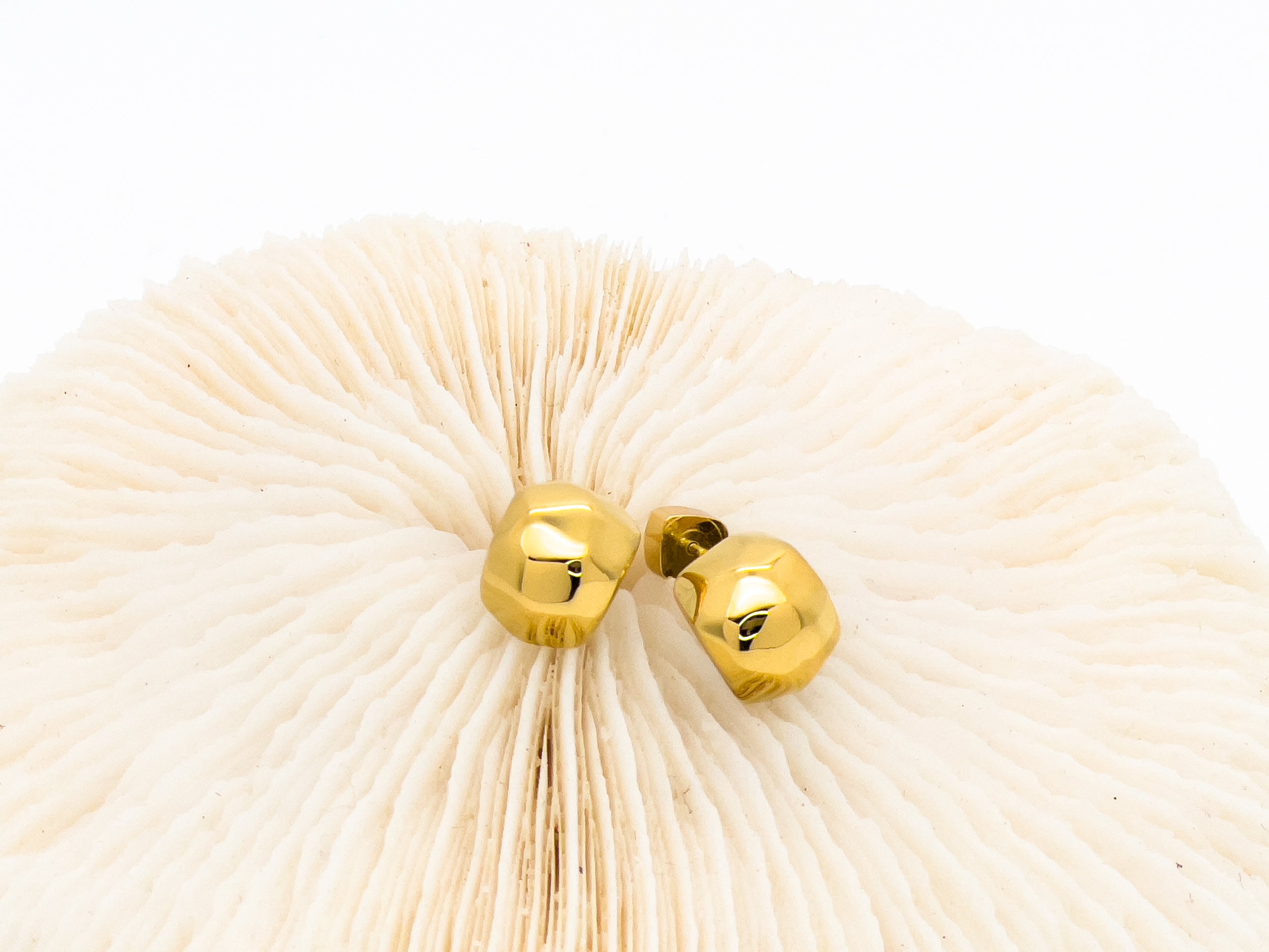 Peace Oath Gold Stud Earrings - Fashion Jewelry  | Chic Chic Bon