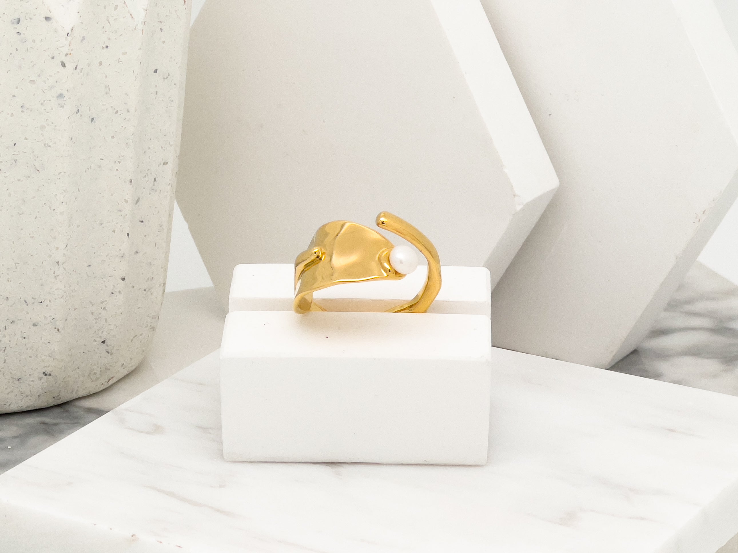 Twisted Pure Gold Leaf Pearl Ring - Fashion Jewelry | chic chic bon