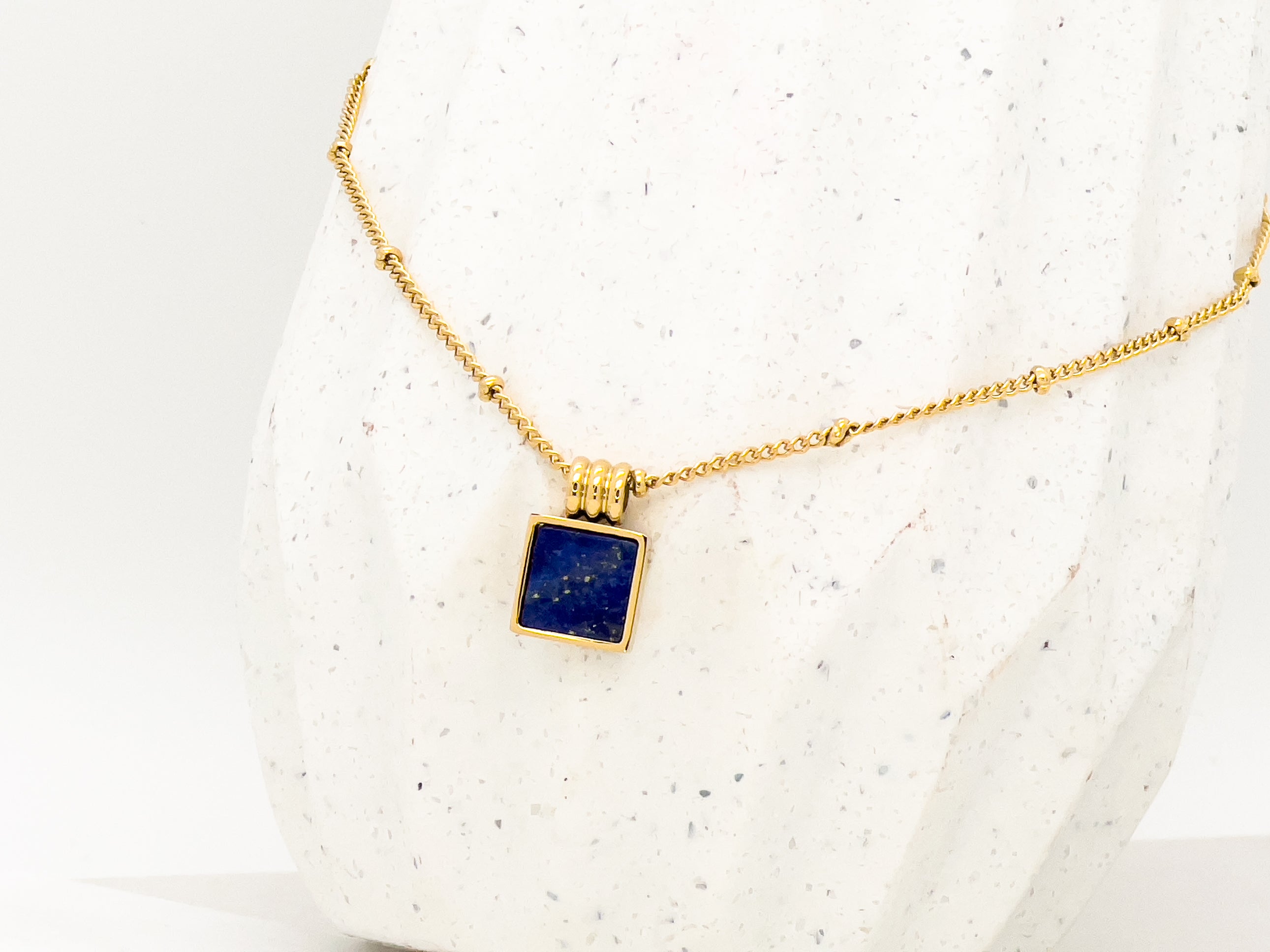 Deep Sea Lapis Pendant Necklace - Jewelry Online | Chic Chic Bon