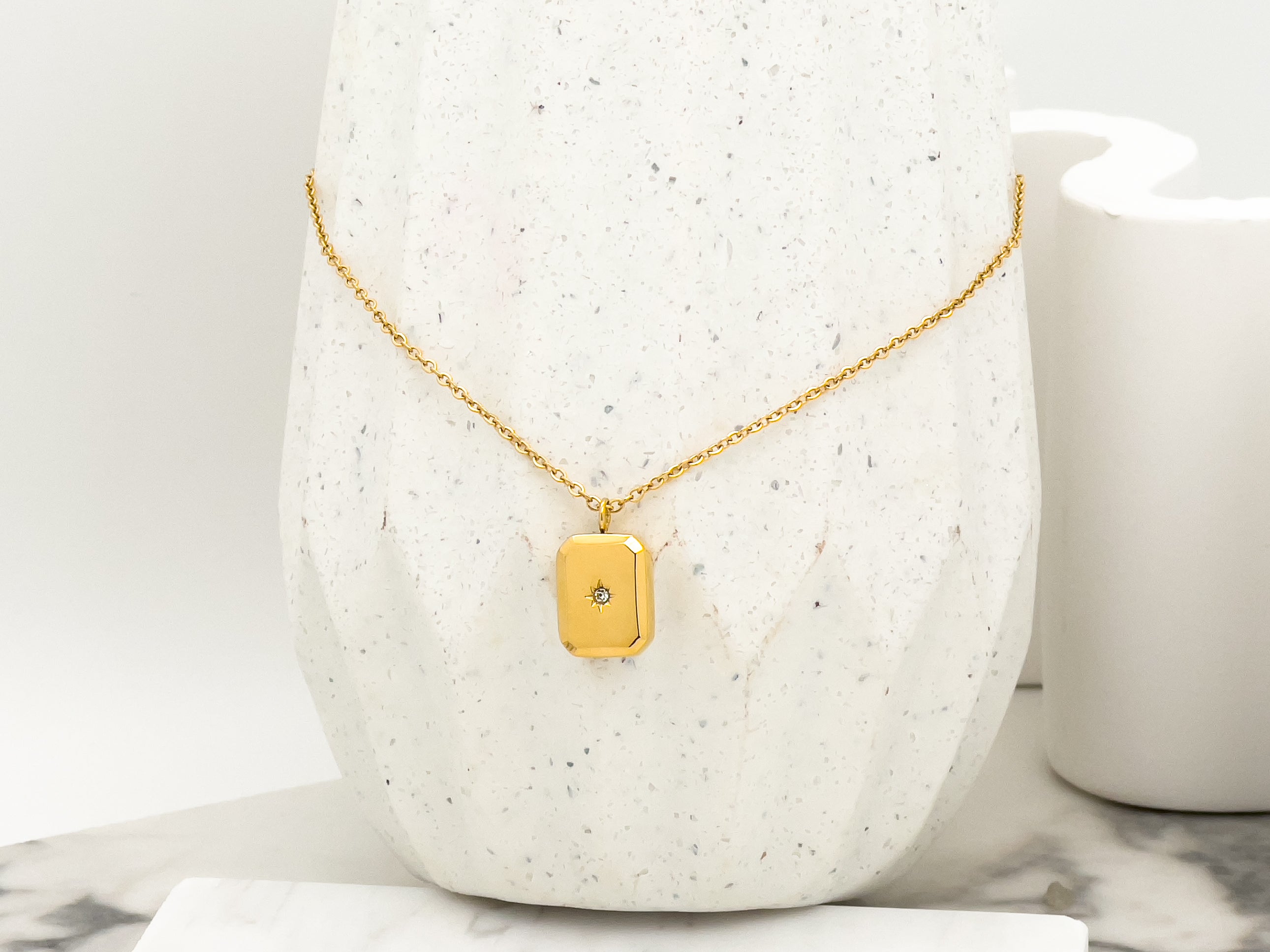 North Star Gold Pendant Necklace - Jewelry Store | Chic Chic Bon