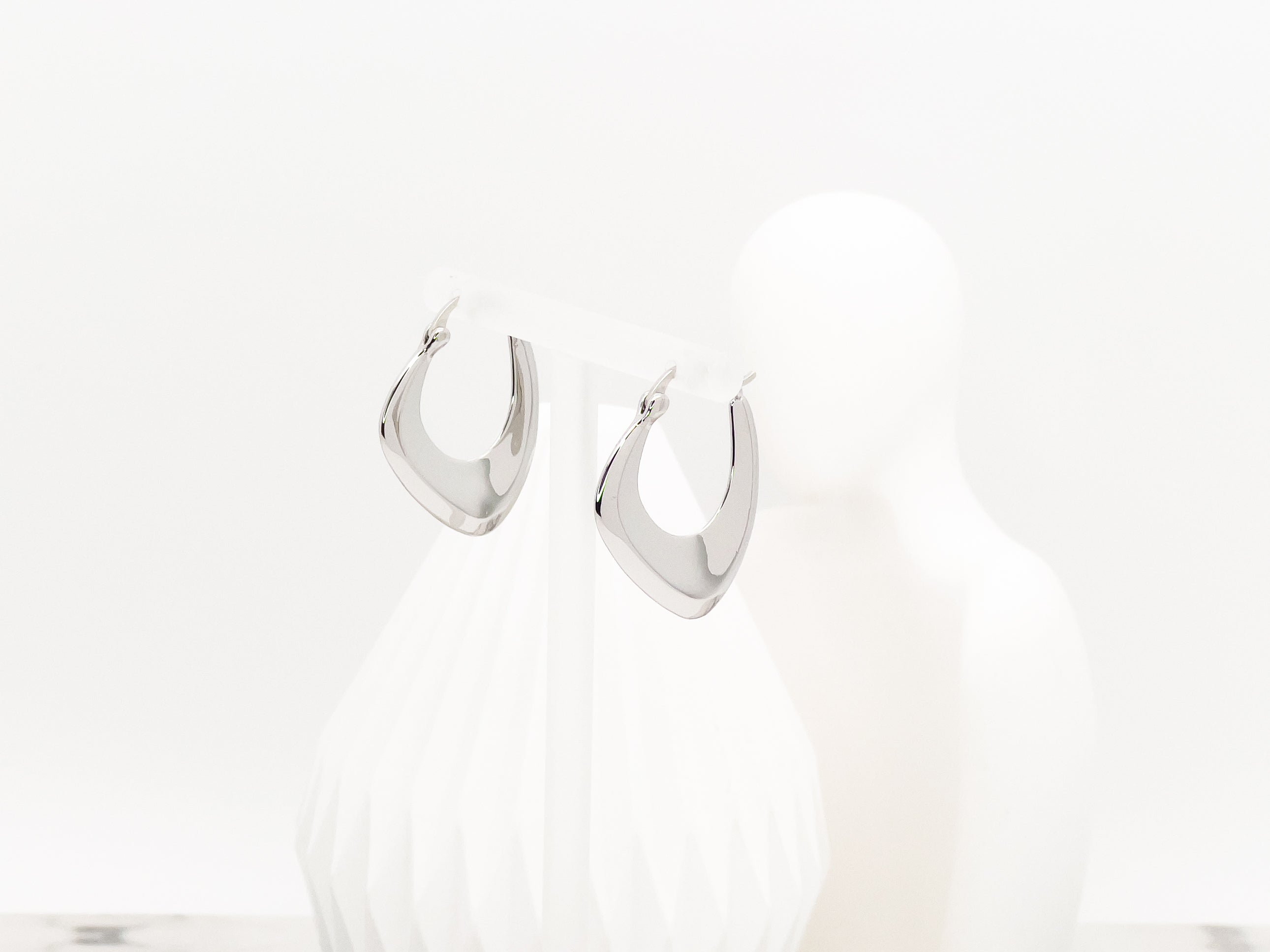 Valerie Hinged Hoop Earrings in Silver - Fashion Jewelry  | Chic Chic Bon