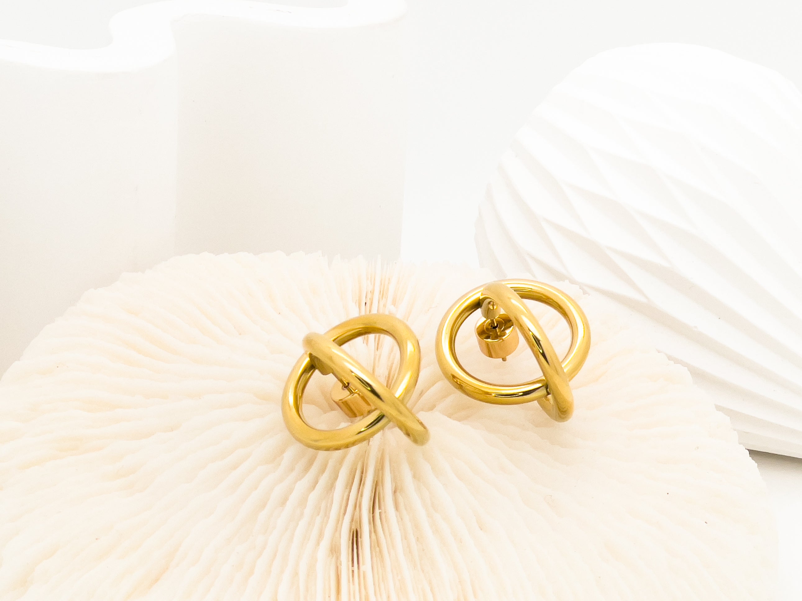 Megan Sphere Gold Stud Earrings - Fashion Jewelry  | Chic Chic Bon
