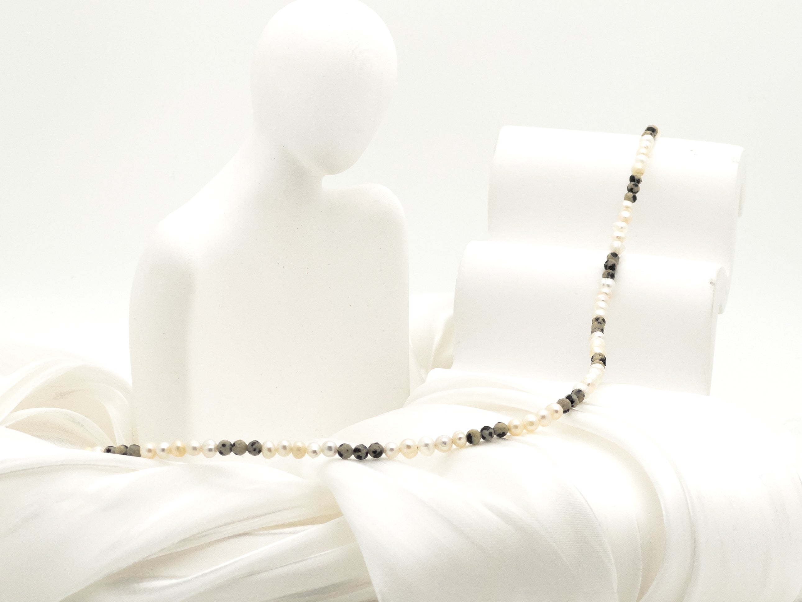 Pearl and Jasper Pepper Choker Necklace - Everyday Jewelry | Chic Chic Bon