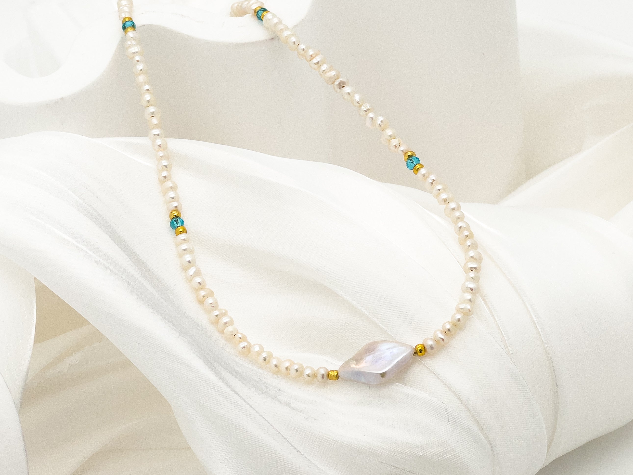 Jasmine Pearl Gem Choker Necklace - Everyday Jewelry | Chic Chic Bon