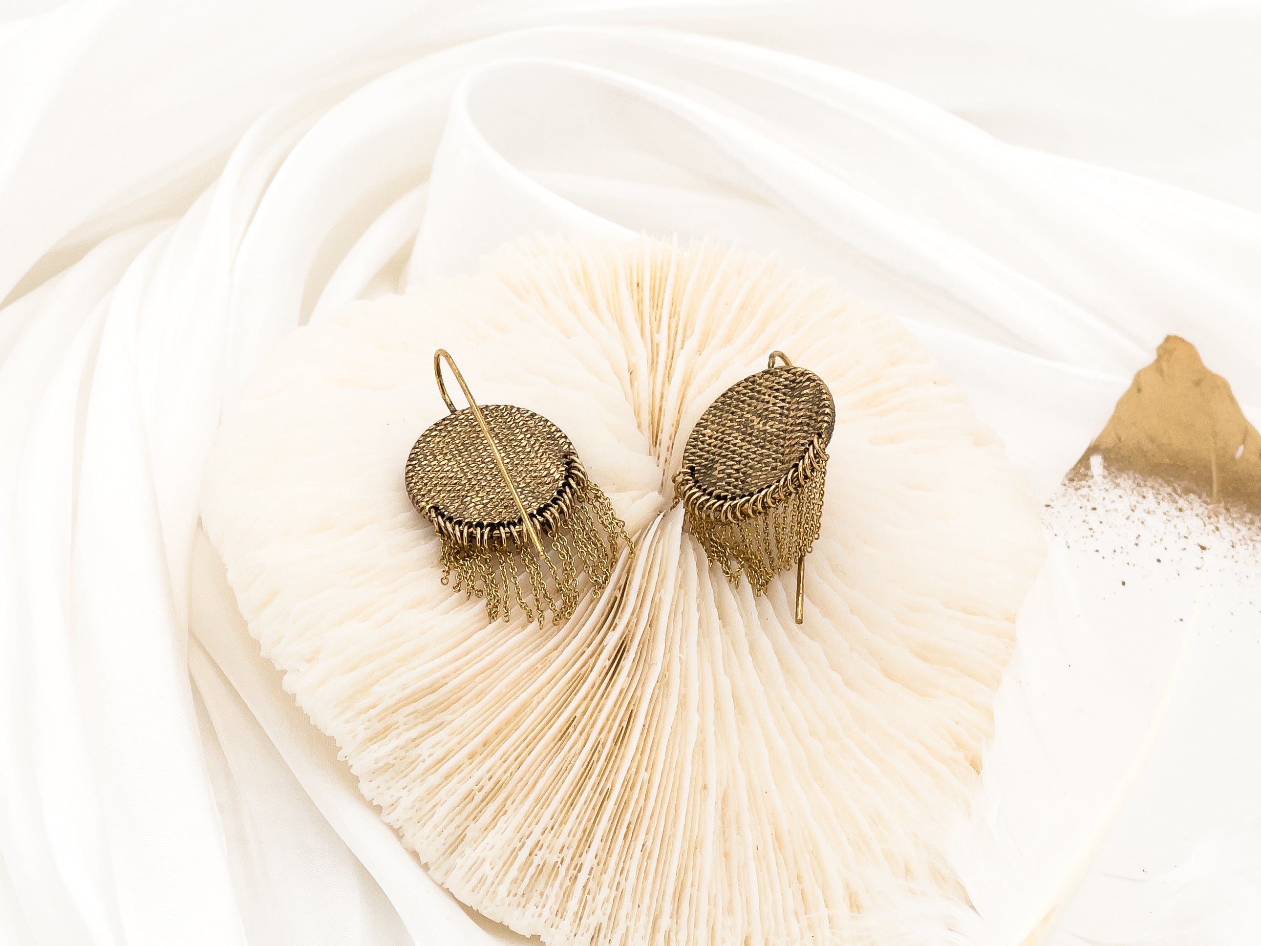 Moonlight Gold Vintage Thread Hook Earrings - Everyday Jewelry  | chic chic bon