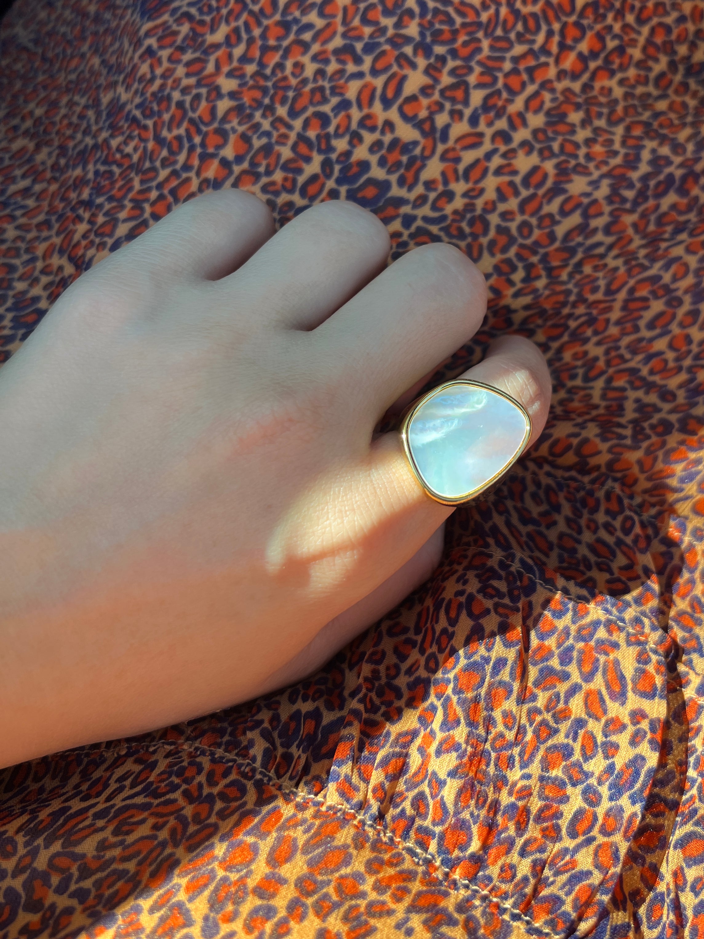 Oki Chunky Irregular Shell Gold Ring - Everyday Jewelry | Chic Chic Bon