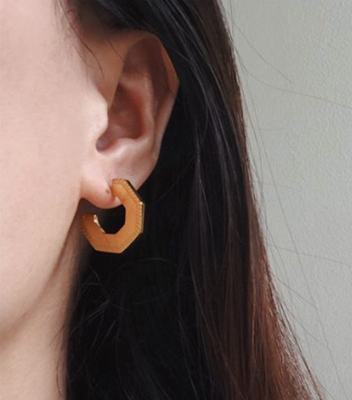 octagon shape gold hoop earrings